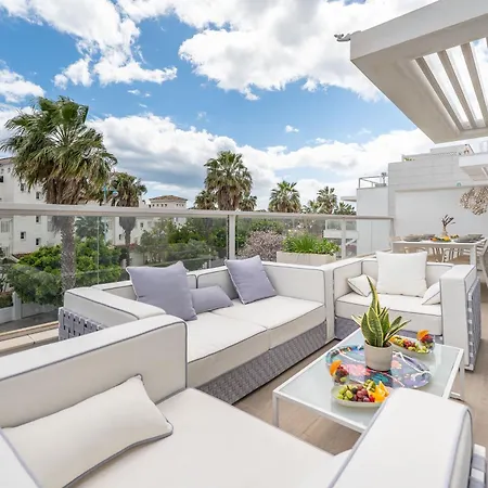 Apartmán Newly Built 3 Bdrm Lavish Penthouse Next To Marbella