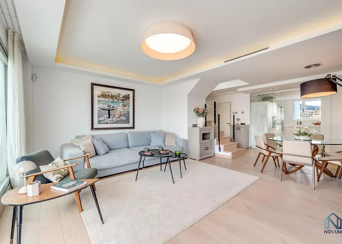 Newly Built 3 Bdrm Lavish Penthouse Next To