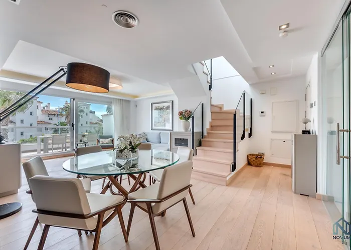 Newly Built 3 Bdrm Lavish Penthouse Next To Appartamento Marbella