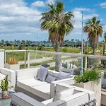 Newly Built 3 Bdrm Lavish Penthouse Next To Apartamento