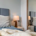 Apartamento Newly Built 3 Bdrm Lavish Penthouse Next To *
