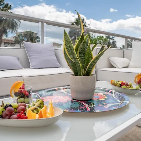 Apartment Newly Built 3 Bdrm Lavish Penthouse Next To Marbella