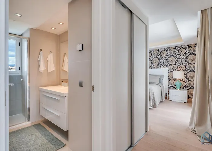 Newly Built 3 Bdrm Lavish Penthouse Next To *