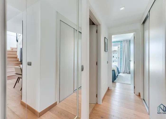 Newly Built 3 Bdrm Lavish Penthouse Next To * Marbella